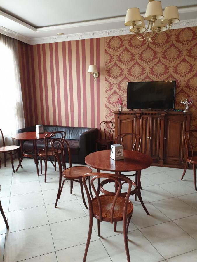 Shelter Hotel & Restaurant Kolodezhno Dış mekan fotoğraf
