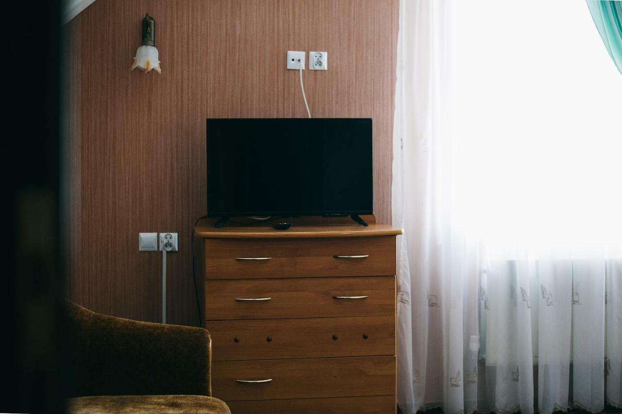 Shelter Hotel & Restaurant Kolodezhno Dış mekan fotoğraf